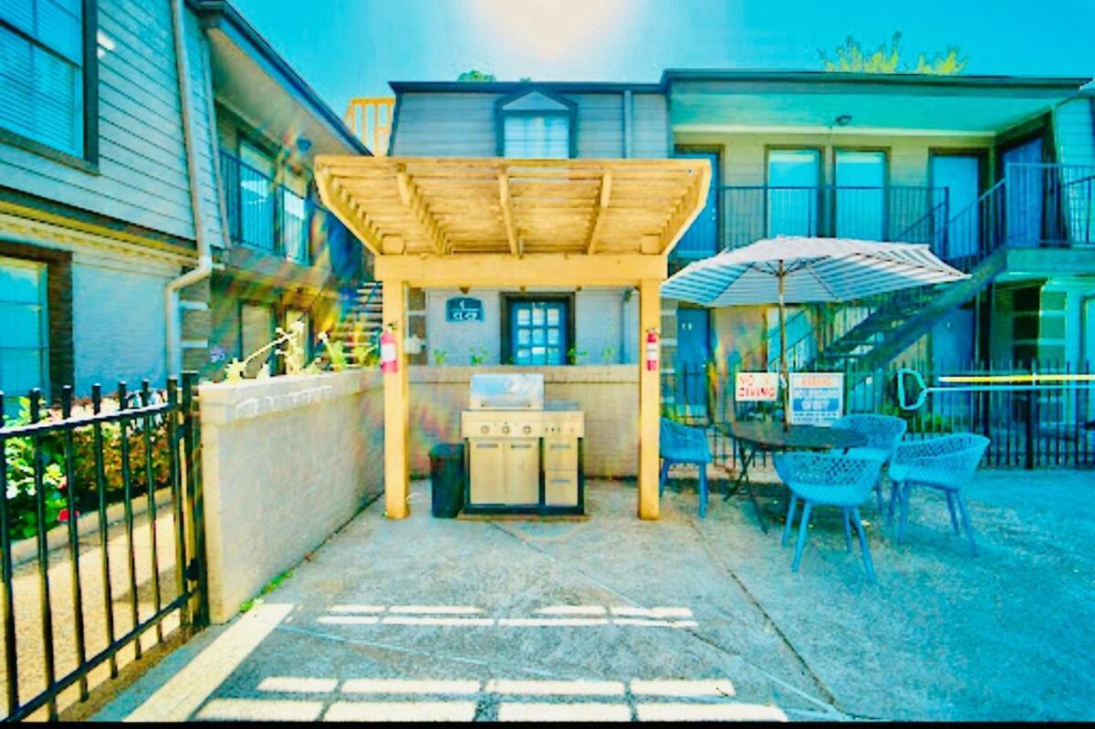 New 2 Bedroom Near Galleria Apartamento Houston